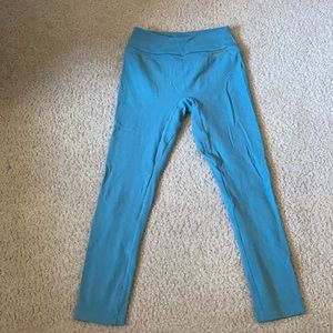 Whitney Simmons Gymshark leggings version 1